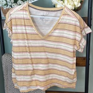 Fun, striped v neck tshirt with ruffle sleeves